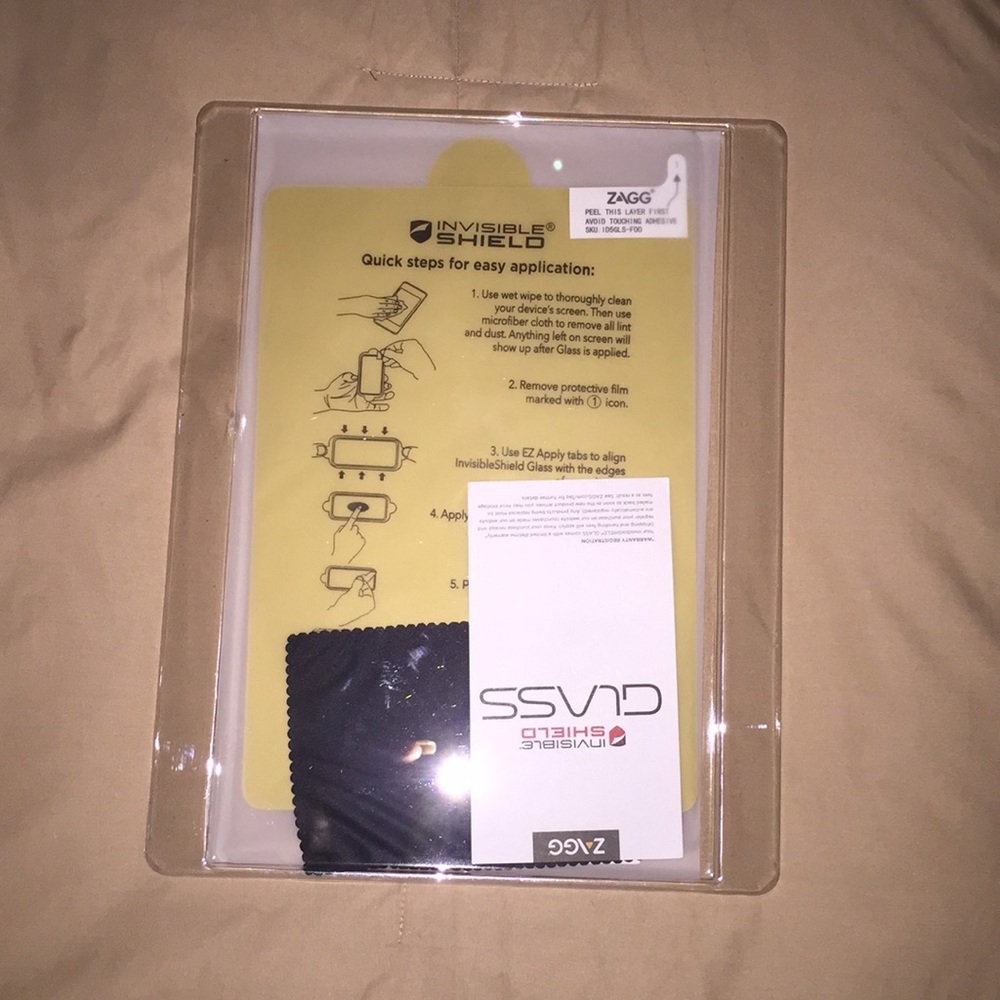 Zagg Invisible Shield Glass - Picture 3 of 4
